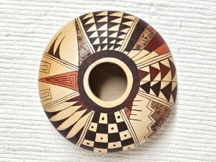 Native American Hopi Handbuilt and Handpainted Seed Pot 
