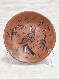 Native American Hopi Handbuilt and Handpainted Plate with Parrot
