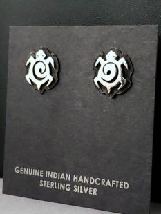 Native American Hopi Made Turtle Earrings 