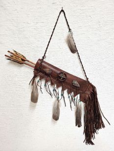 Native American Navajo Made Small Flat Leather Quiver with Arrows
