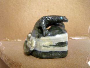 Zuni Carved Lizard Fetish on Rock