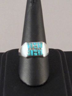 Native American Zuni Made Ring with Turquoise 