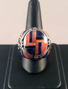 Vintage Native American Zuni Inlaid Ring with Lapis and Coral
