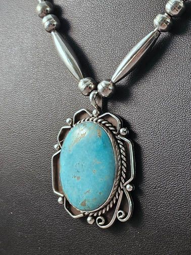 1970s Native American Navajo Made Necklace with Kingman Turquoise